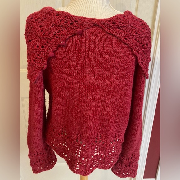 World Folk Art Imports Inc. Nanaimo Canada sweater - Picture 11 of 11